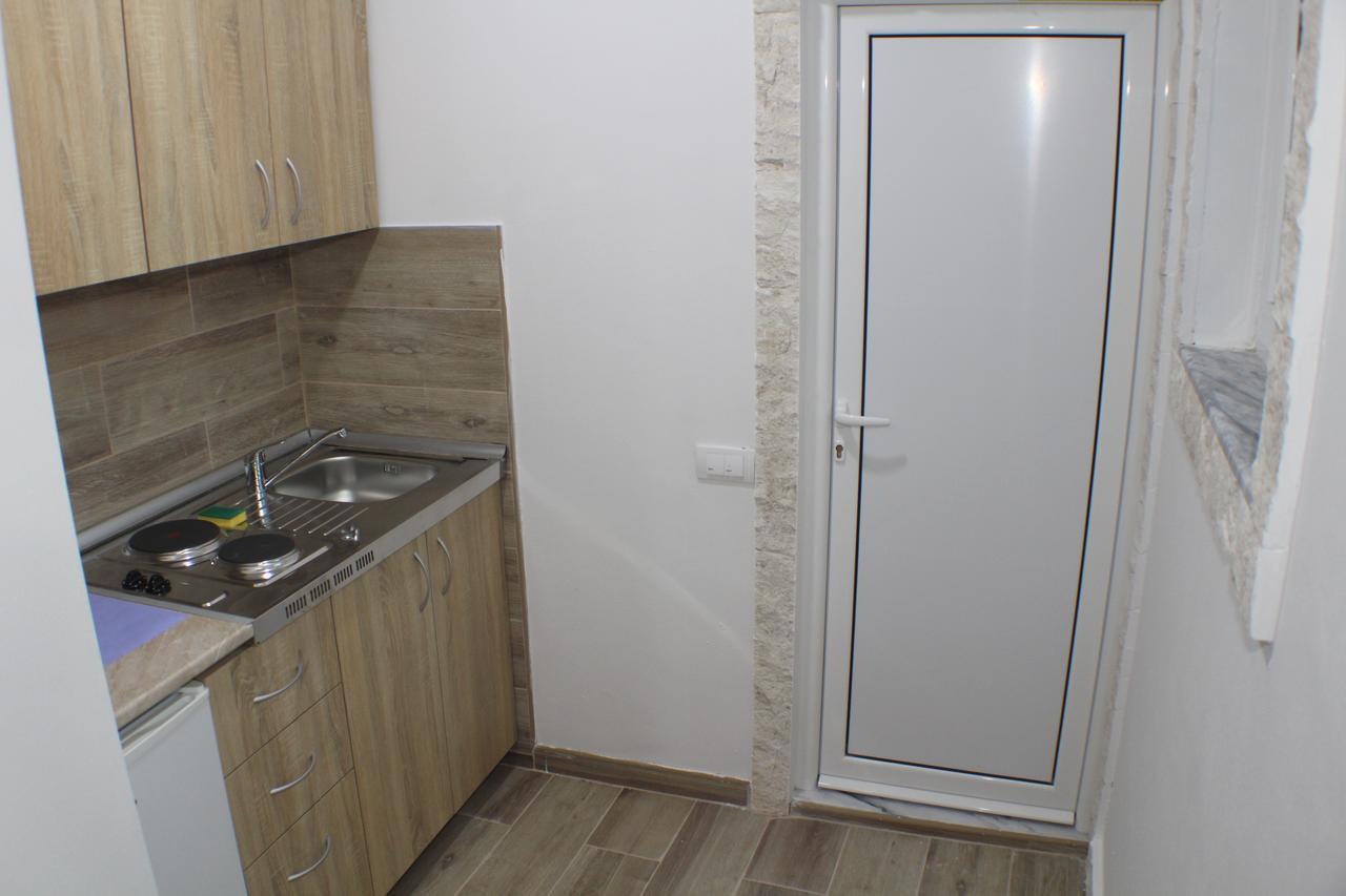 Gjinaj Apartments Ulcinj Exteriör bild