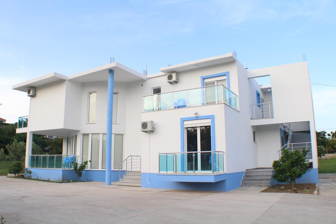 Gjinaj Apartments Ulcinj Exteriör bild